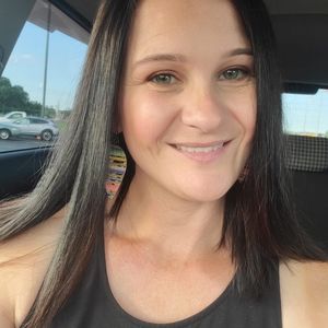 Meet your Posher, Desiree